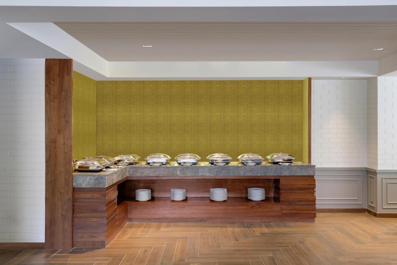 Lemon Tree Hotel, Sonāmarg 외부 사진