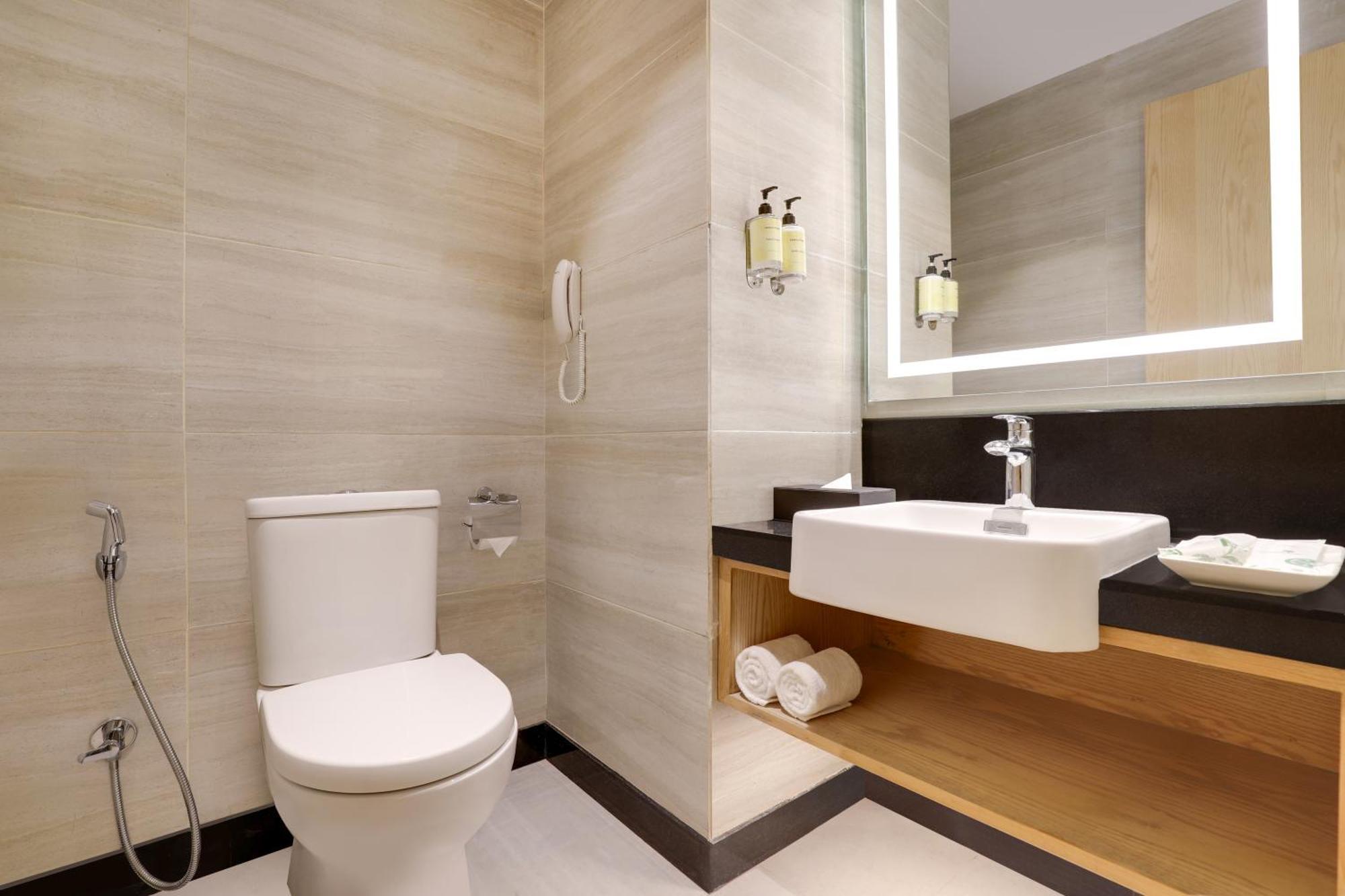 Lemon Tree Hotel, Sonāmarg 외부 사진